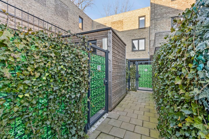 Foto 28 van Janey Tetarypad 30