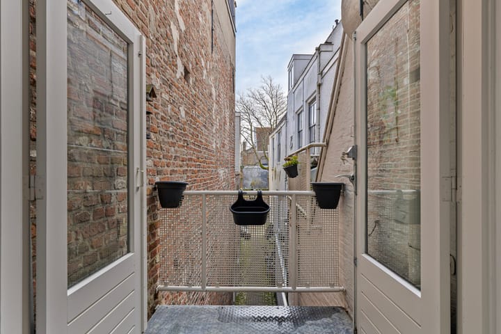 Foto 13 van Korte Delft 8