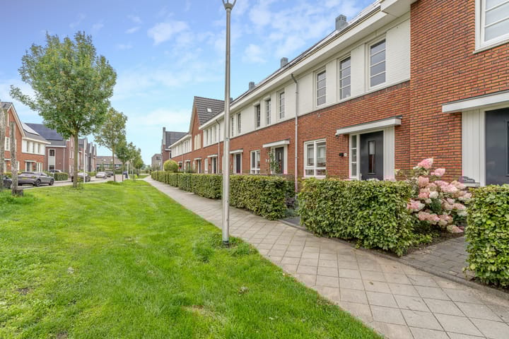 Foto 34 van Essenlaan 4