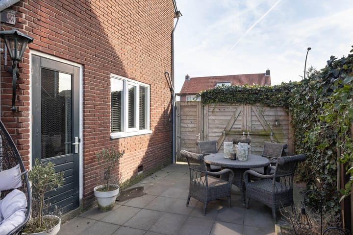 Foto 26 van Haaksbergerstraat 2