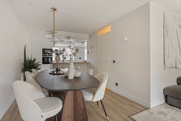 Photo 14 of van Goghstraat 5