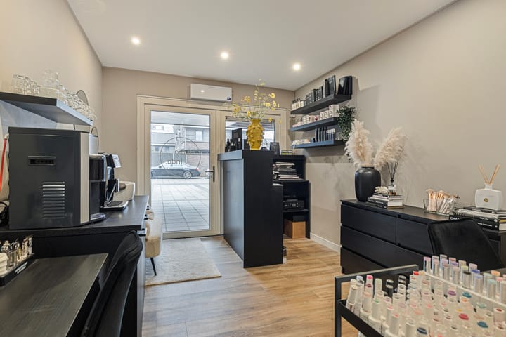 Photo 21 of van Goghstraat 5