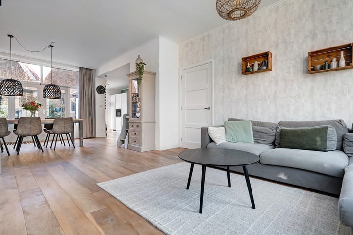 Foto 8 van Emmastraat 3