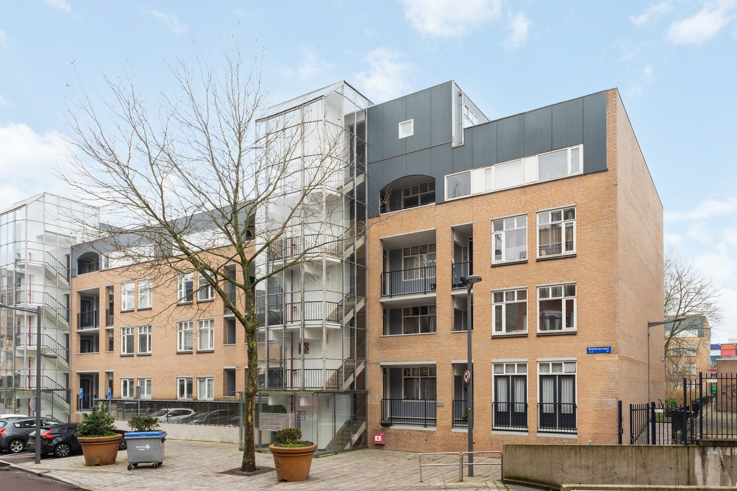 Foto 1 van Blekerstraat 63