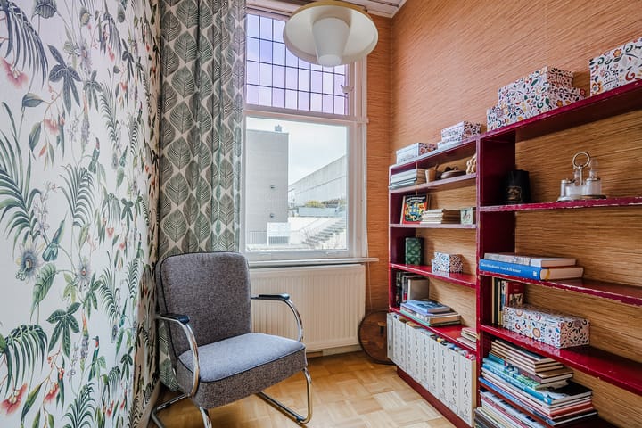 Photo 22 of Zocherstraat 15