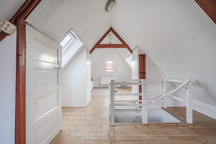 Photo 36 of Zocherstraat 15