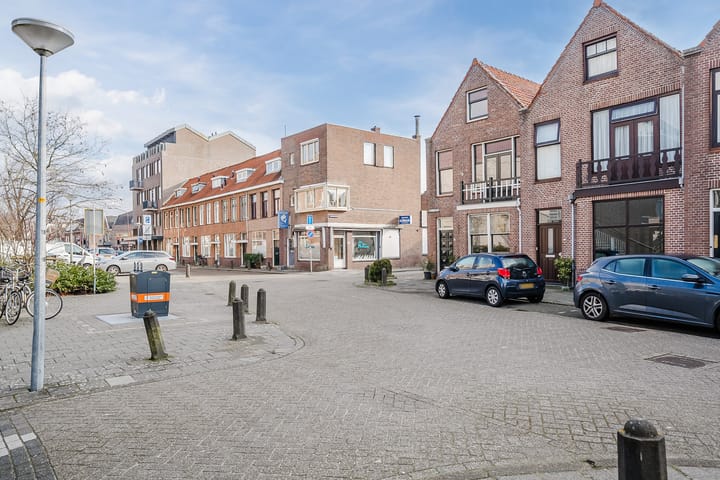 Photo 43 of Zocherstraat 15