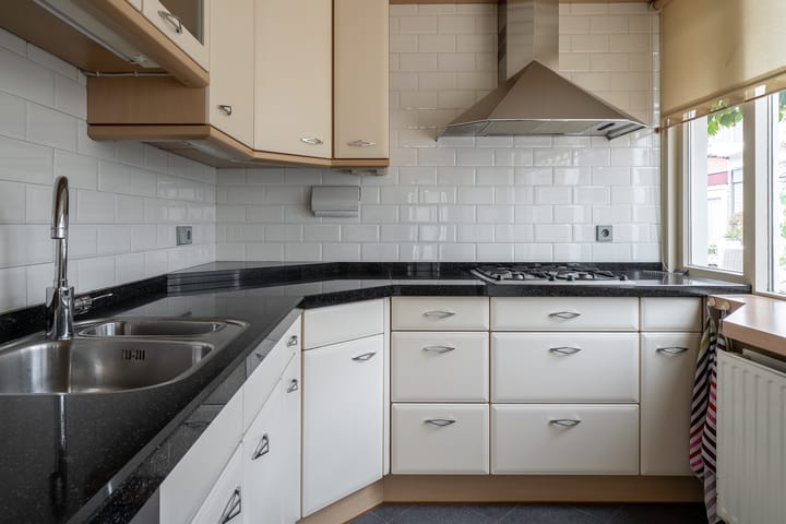 Photo 12 of Koetshuisstraat 33