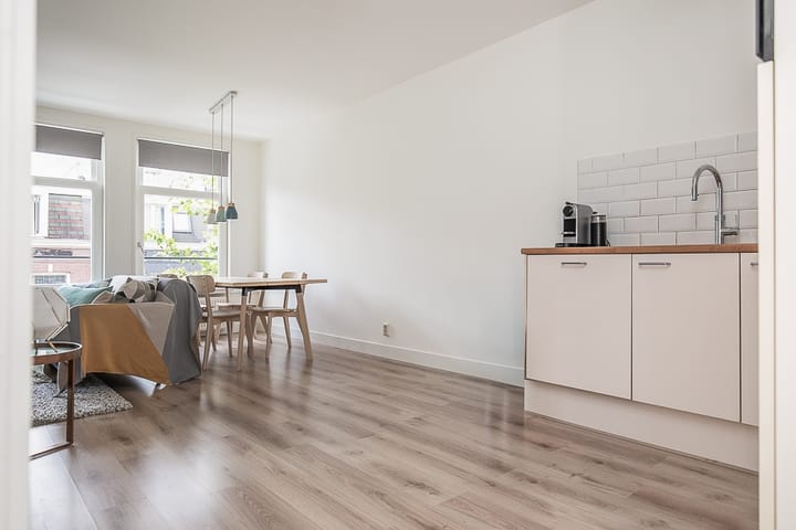 Photo 9 of Ten Katestraat 51-3