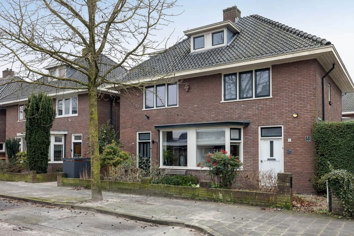 Foto 34 van Bernardstraat 26