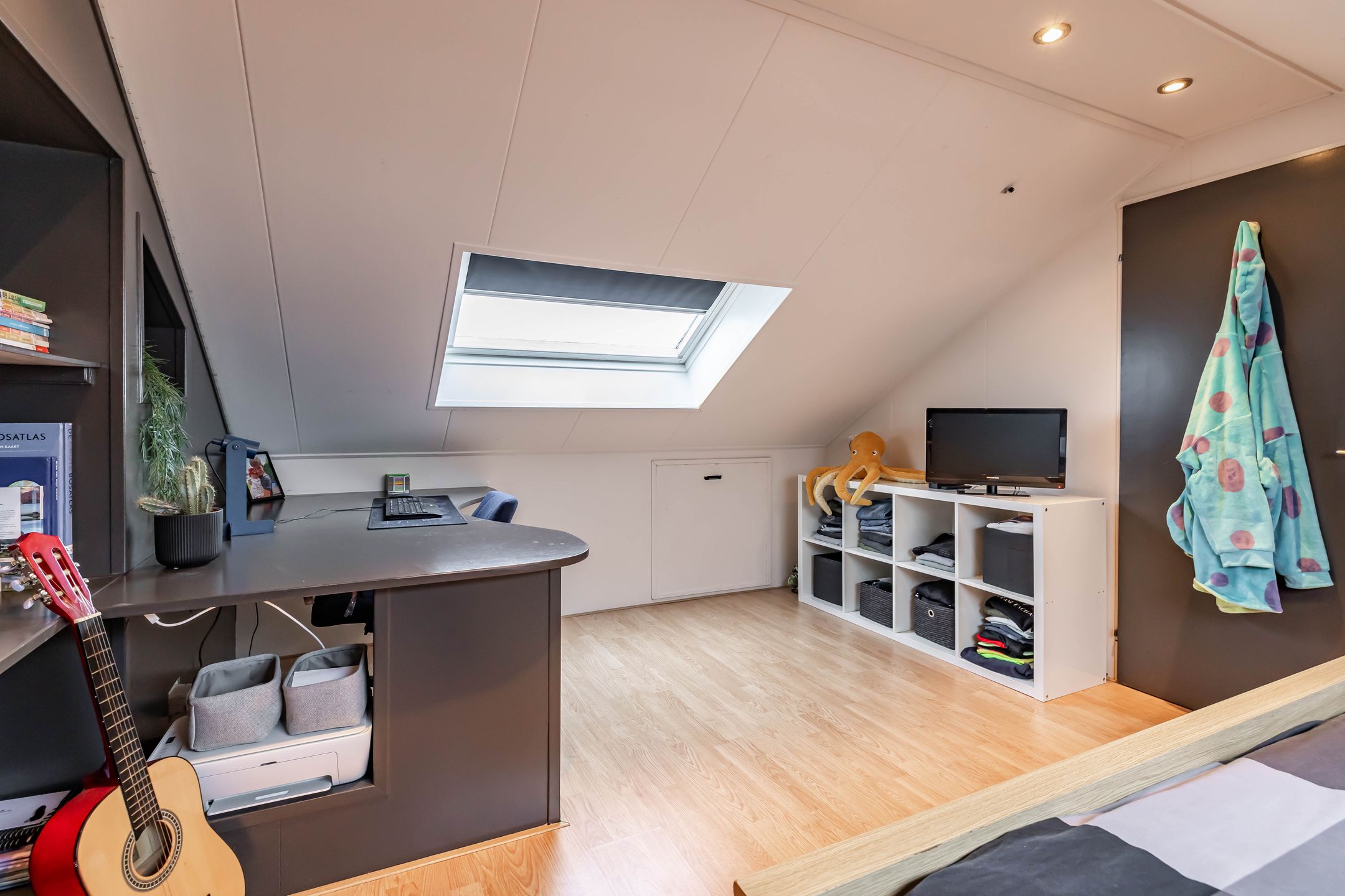 Foto 42 van Phoenixstraat 14