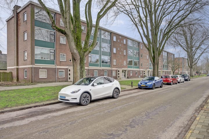 Foto 32 van Hobbemalaan 31