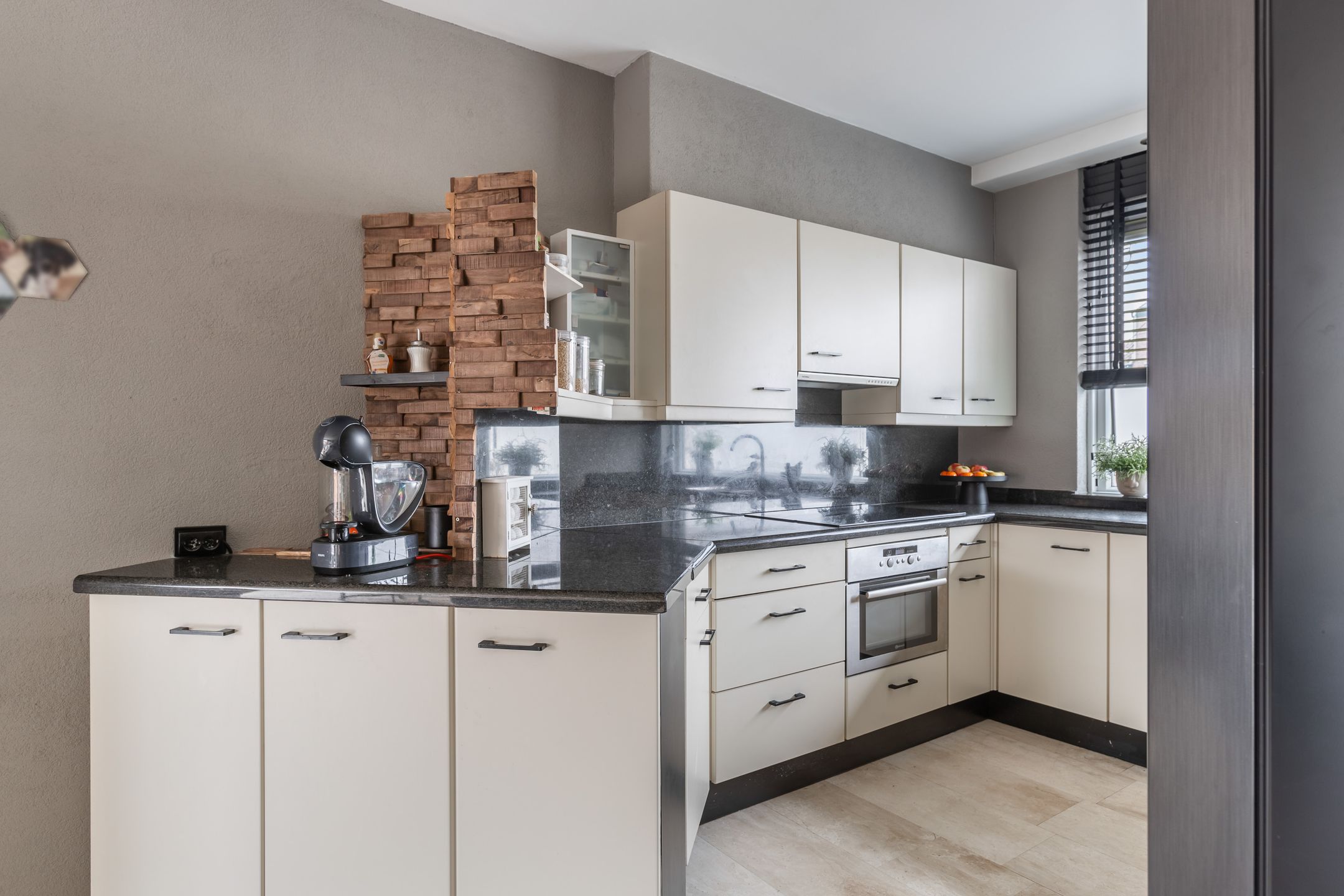 Foto 12 van Fresia 113