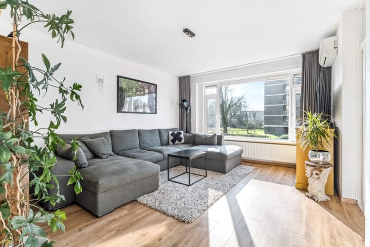 Foto 4 van Ringweg-Randenbroek 12-A