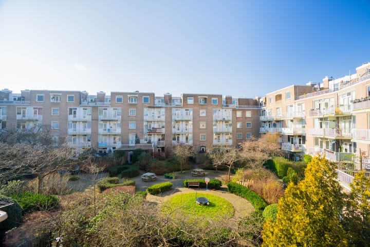 Foto 30 van Minahassastraat 60