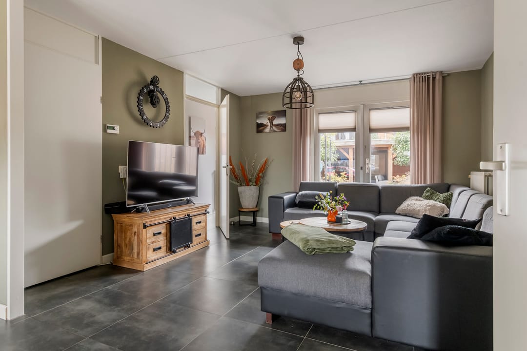 Photo 11 of J.H. L.-van Herwaardenstraat 69