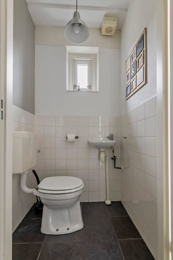 Photo 19 of J.H. L.-van Herwaardenstraat 69