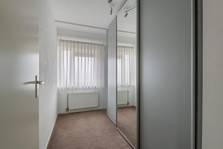 Photo 24 of J.H. L.-van Herwaardenstraat 69