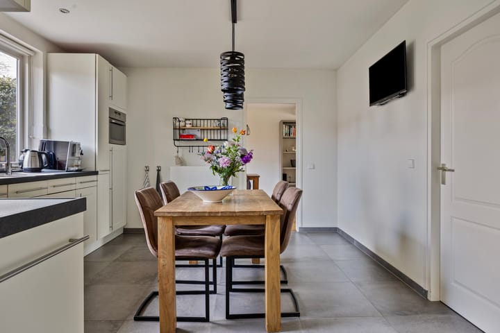 Foto 8 van Meester Teunissenstraat 3