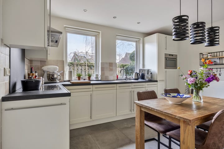 Foto 10 van Meester Teunissenstraat 3