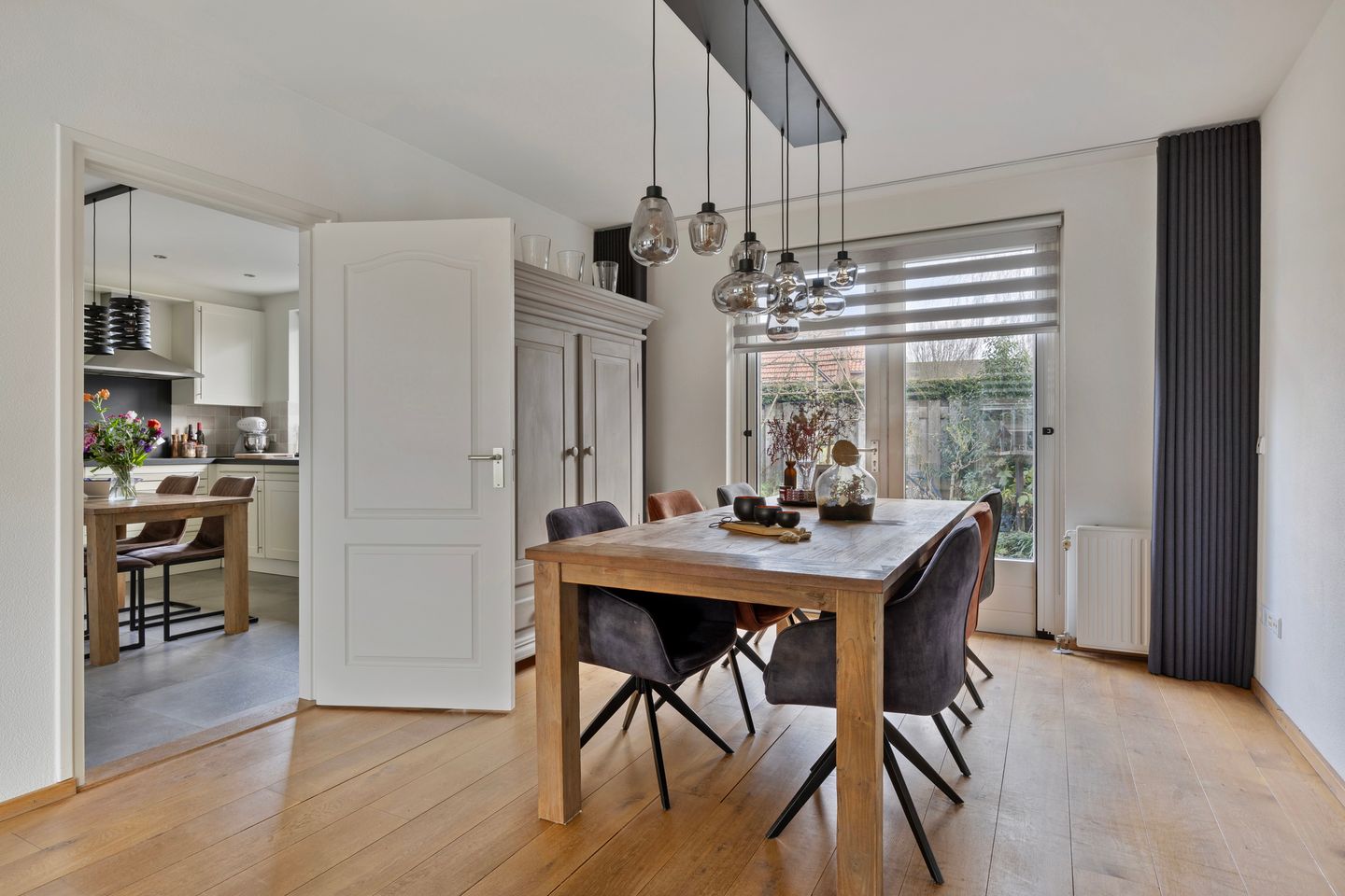 Photo 14 of Meester Teunissenstraat 3