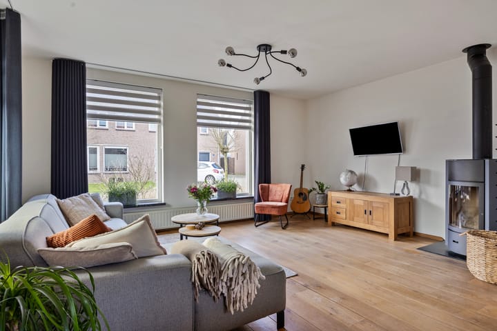 Foto 18 van Meester Teunissenstraat 3