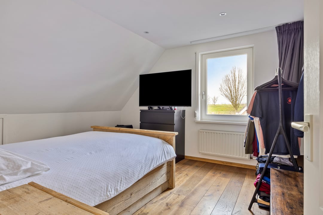 Photo 43 of Meester Teunissenstraat 3