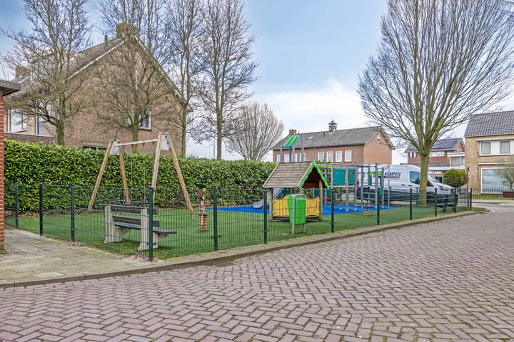 Foto 52 van Meester Teunissenstraat 3