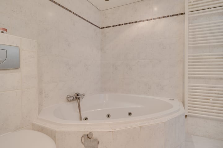 Foto 19 van Platanenlaan 8