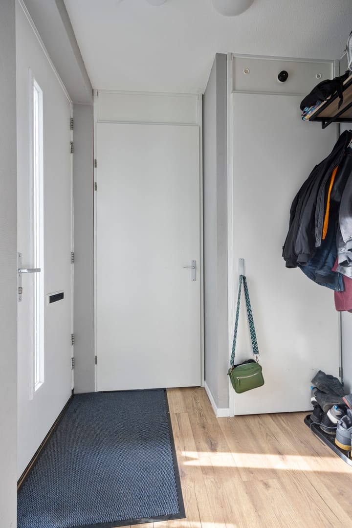 Foto 12 van Saparua 5