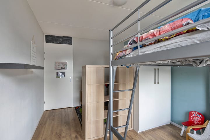 Foto 15 van Saparua 5