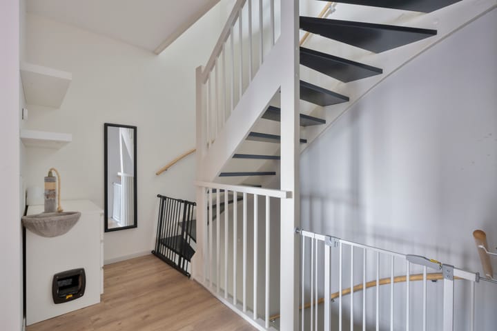 Foto 21 van Saparua 5