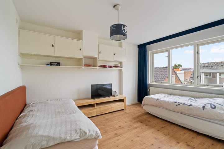 Foto 19 van Quarles van Uffordstraat 92