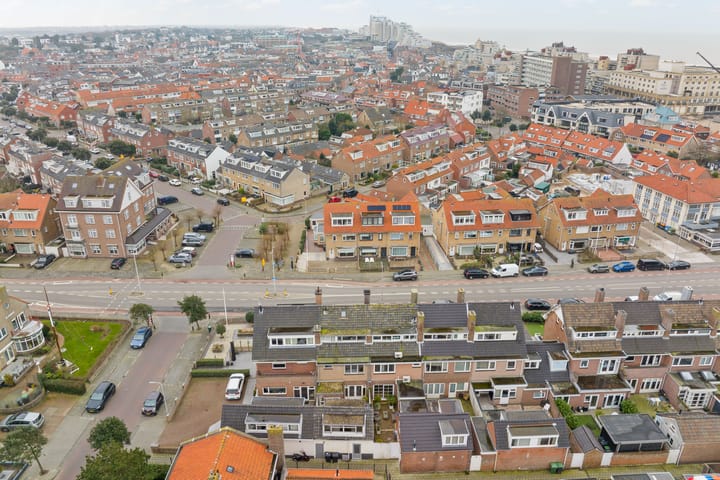 Foto 32 van Quarles van Uffordstraat 92