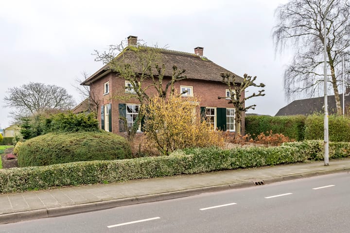 Foto 7 van Vogelenzangseweg 21