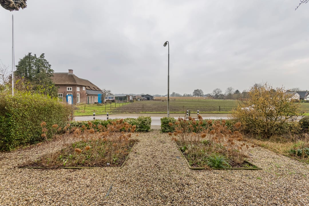 Foto 11 van Vogelenzangseweg 21