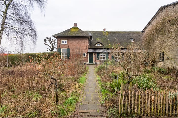 Foto 12 van Vogelenzangseweg 21