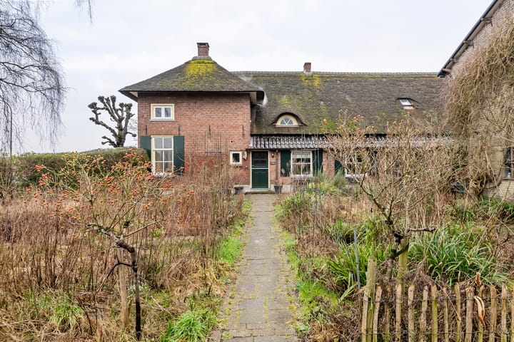 Foto 13 van Vogelenzangseweg 21