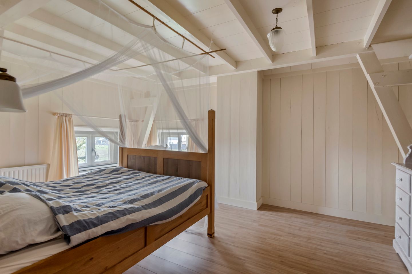 Foto 50 van Vogelenzangseweg 21