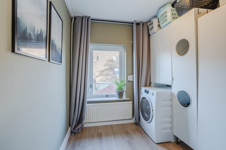 Foto 21 van Comm d Vos v Steenwijklaan 87