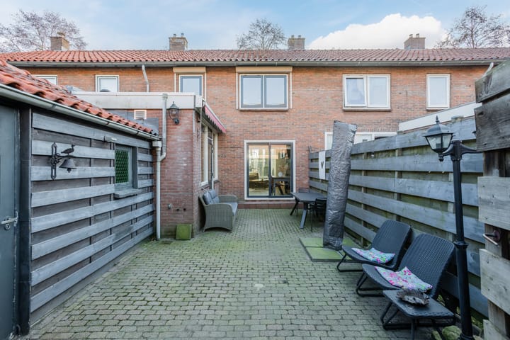 Foto 25 van Comm d Vos v Steenwijklaan 87