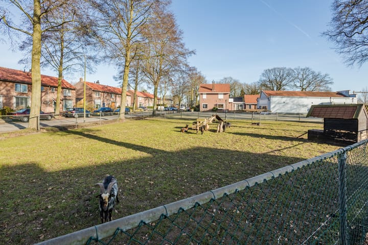 Foto 30 van Comm d Vos v Steenwijklaan 87