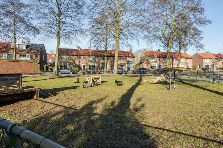 Foto 31 van Comm d Vos v Steenwijklaan 87