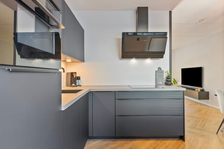 Foto 16 van Wethouder Iwe Hutstraat 135