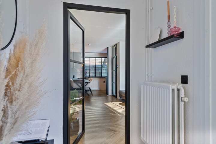 Foto 18 van Wethouder Iwe Hutstraat 135