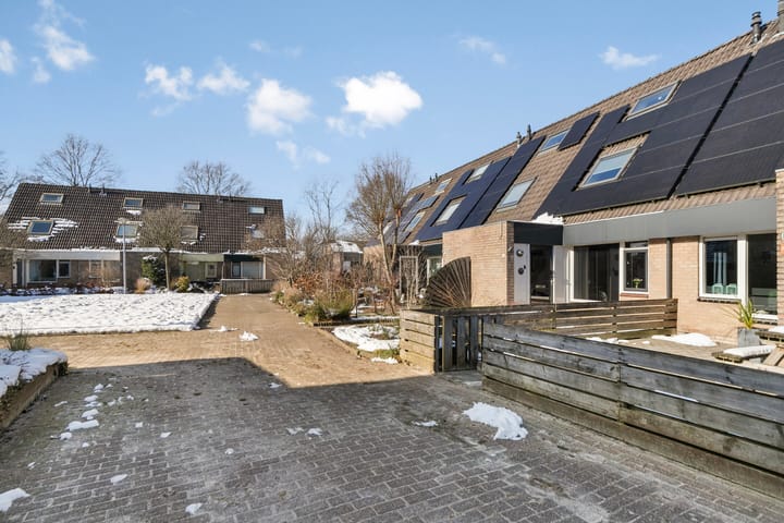 Foto 38 van Wethouder Iwe Hutstraat 135