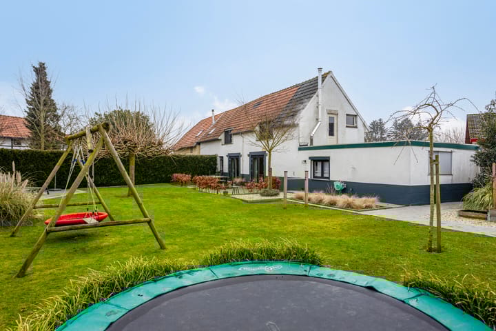 Foto 33 van Limietstraat 15