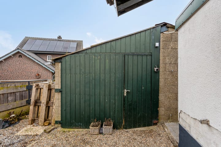 Foto 39 van Limietstraat 15