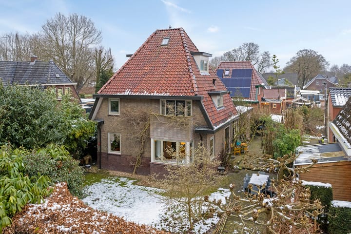 Photo 6 of Plantsoenstraat 7