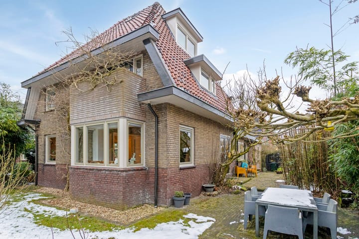 Photo 7 of Plantsoenstraat 7